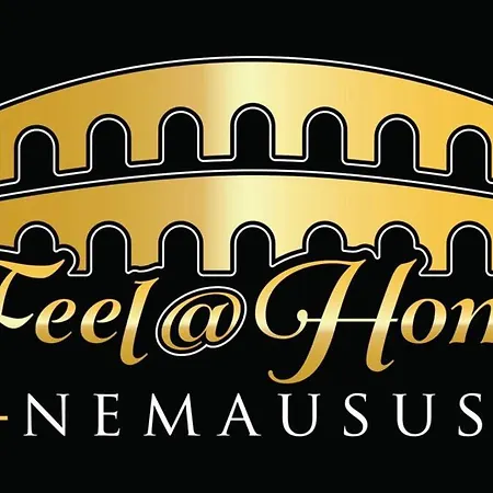 Feel@home Nemausus « Le 21 » * Nimes