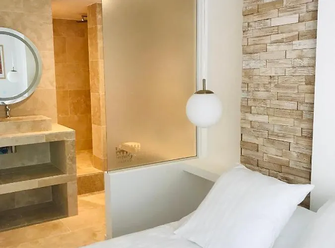 Feel@home Nemausus « Le 21 » *