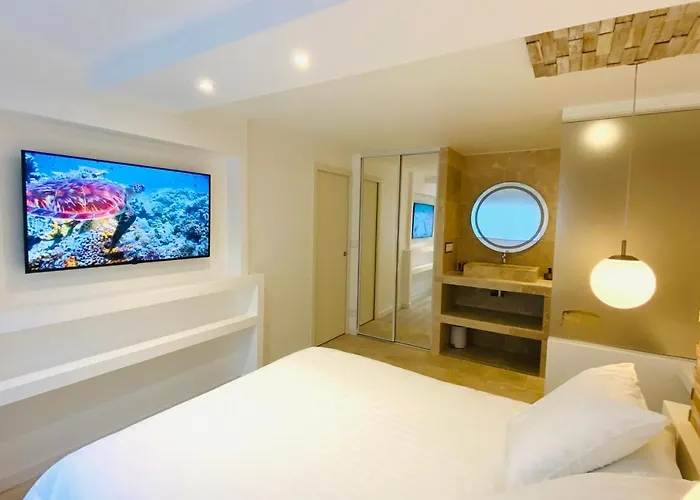 Feel@home Nemausus « Le 21 » * Nîmes